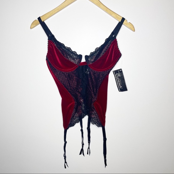 Escante Other - S.G. For Escante NWT Red & Black Velvet Lace Bustier Corset Top w/ Garter Straps